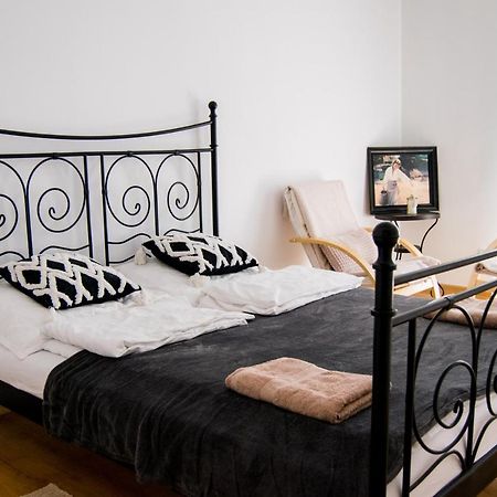 Апартаменти Color 24 Apartament V Стальова-Воля Екстер'єр фото