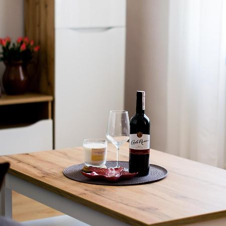 Апартаменти Color 24 Apartament V Стальова-Воля Екстер'єр фото