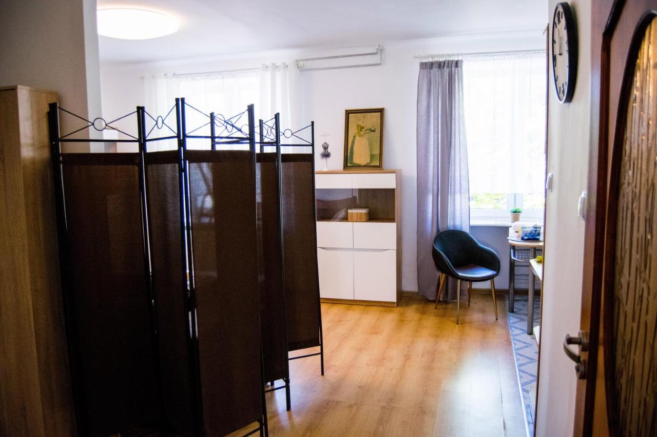 Апартаменти Color 24 Apartament V Стальова-Воля Екстер'єр фото