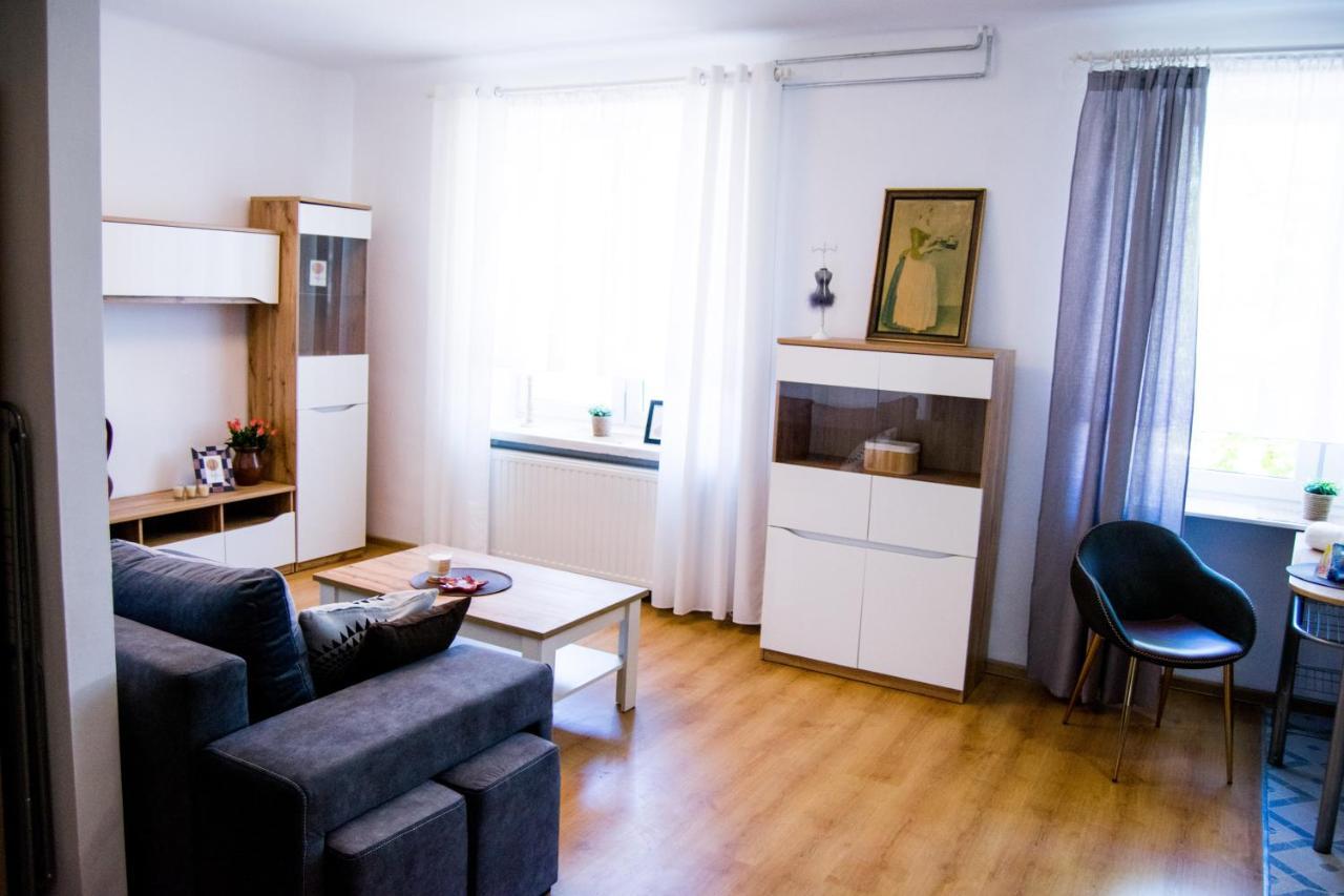 Апартаменти Color 24 Apartament V Стальова-Воля Екстер'єр фото